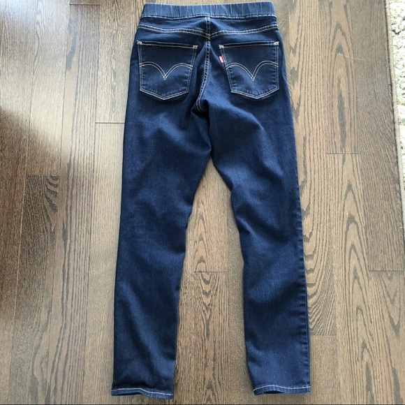 Levi’s Pull On Skinny Jeans - Picture 1 of 4